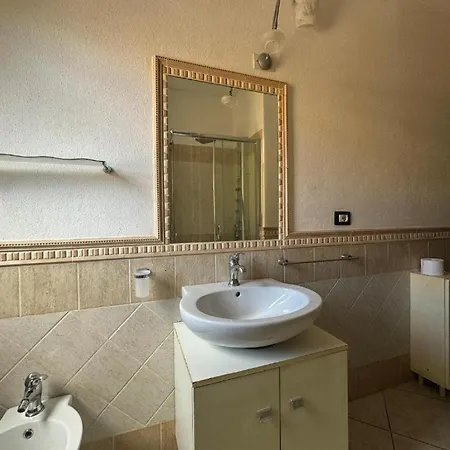Apartamento Pm 20 Via Alessandro Nanni