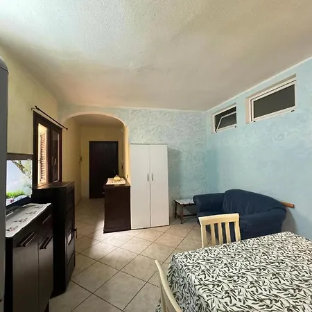 Apartamento Pm 20 Via Alessandro Nanni *